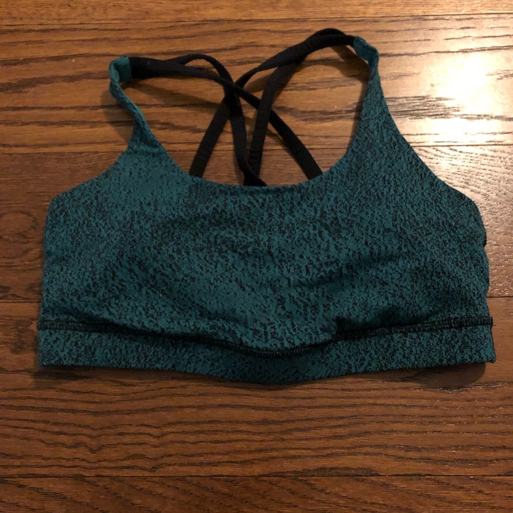 Lululemon sports bra